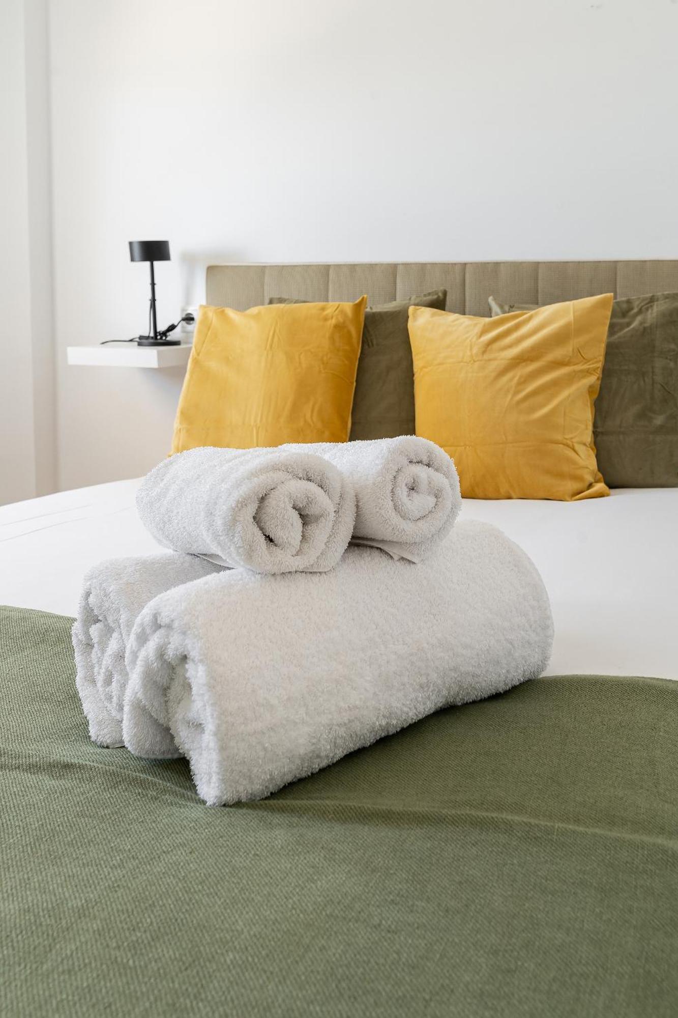 Blonzu Cuba Apartment Fuengirola Ngoại thất bức ảnh